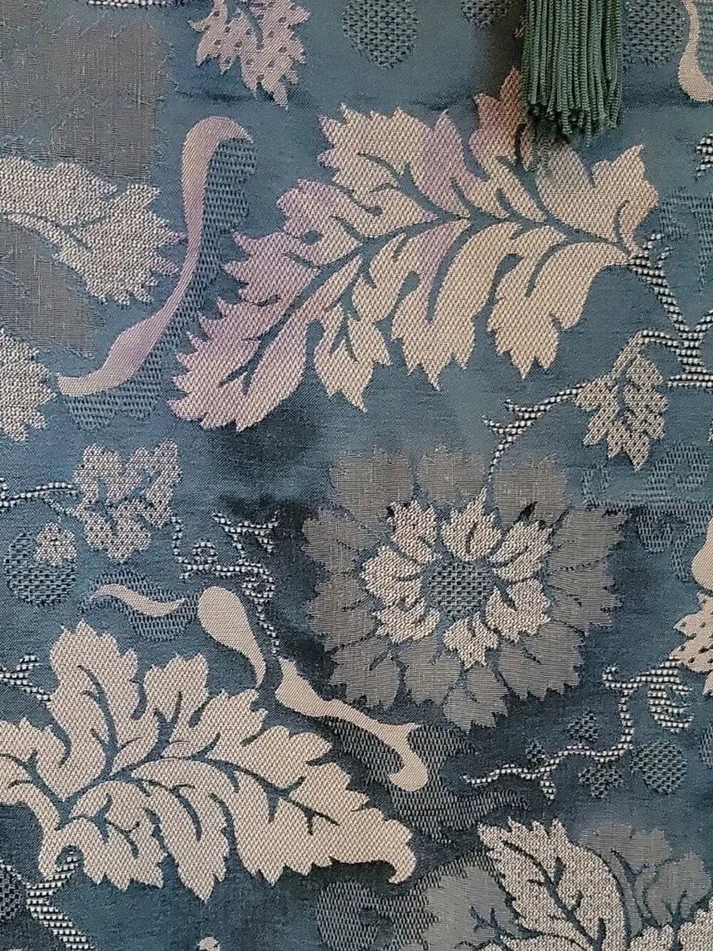 Wedgwood England 1759 Floral Damask  Lined Table Runner Green 86x16
